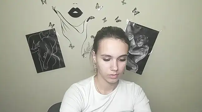 Snapshot of _StAcY chatting on 12/01/24, 04:29 StAcY online show from 12/01/24, 04:29