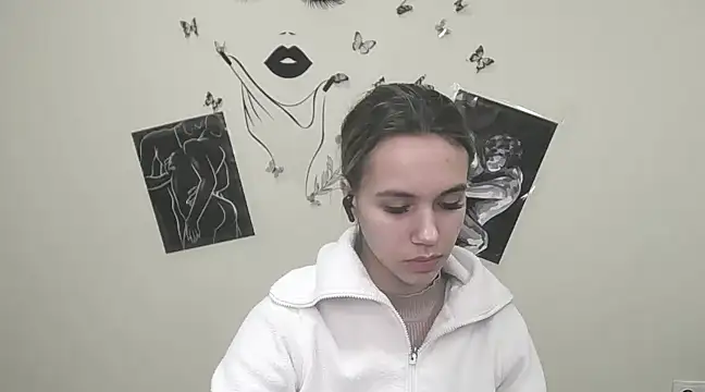 Snapshot of _StAcY chatting on 12/22/24, 11:11 StAcY online show from 12/22/24, 11:11