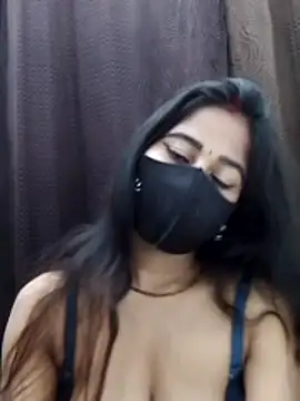 Lalisa sexy online show from 04/22/26, 10:33