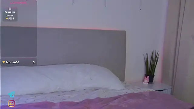 Lisa Moones online show from 01/18/25, 04:31