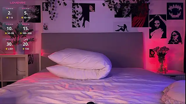 Lisa Moones online show from 02/26/26, 04:50