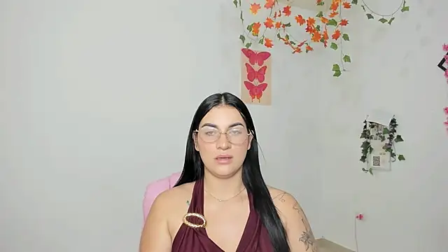 Emic  online show from 03/03/26, 02:45