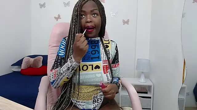  Zooee online show from 01/04/25, 11:43