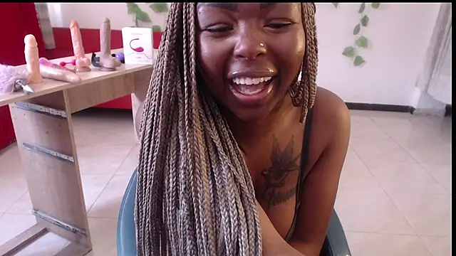  Zooee online show from 09/26/25, 02:32