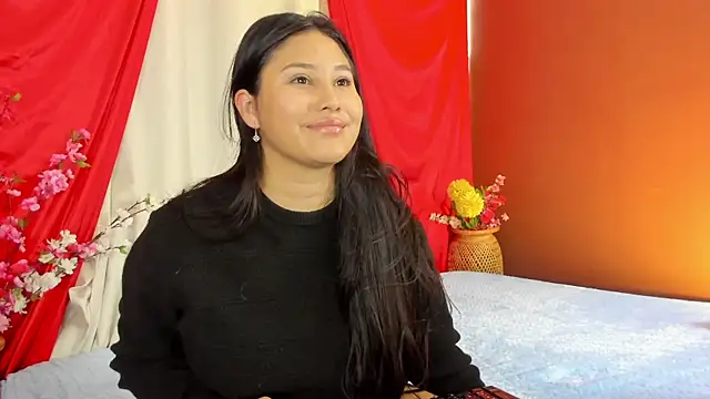 Snapshot of Little_Ivy chatting on 11/03/25, 01:01 Little Ivy online show from 11/03/25, 01:01