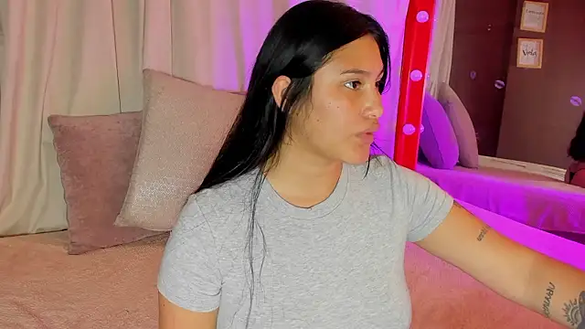 Little Ivy online show from 02/03/26, 04:56