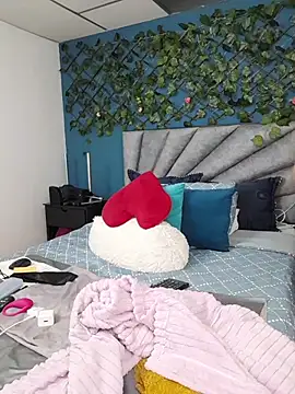 Grey Lorenz11 online show from 02/19/26, 08:43