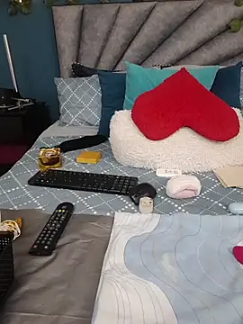 Grey Lorenz11 online show from 03/12/26, 09:37