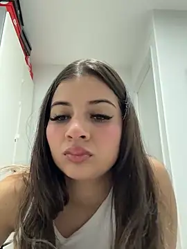 AnitaKariri online show from 02/14/25, 10:07