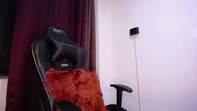 janna isa online show from 03/06/25, 06:26