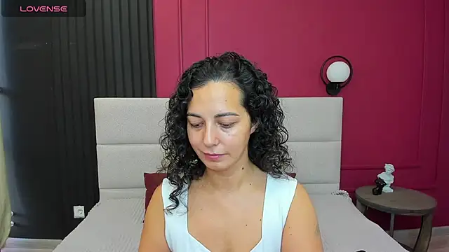 Linda Insatiable online show from 09/26/25, 01:20