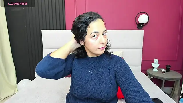 Linda Insatiable online show from 10/05/25, 01:26