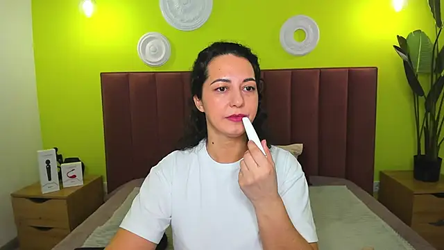 Linda Insatiable online show from 03/15/26, 01:33