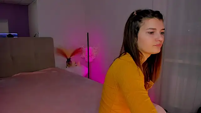 Laura Leee online show from 01/28/25, 06:27