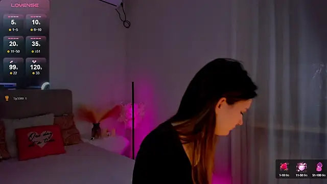 Laura Leee online show from 02/01/25, 09:43