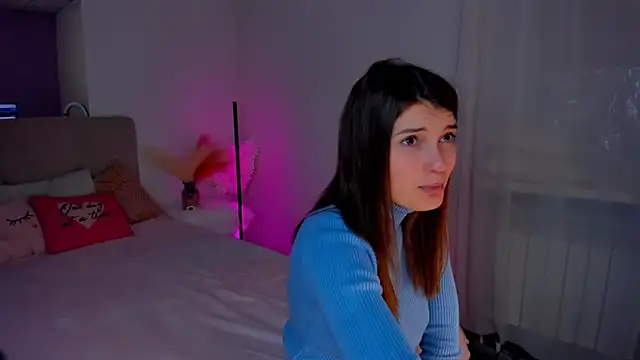 Laura Leee online show from 02/09/25, 12:30