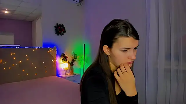 Laura Leee online show from 01/14/26, 06:19