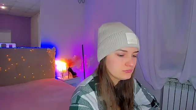 Laura Leee online show from 02/08/26, 06:17