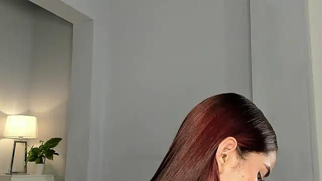 Madie  collins online show from 02/25/25, 05:58