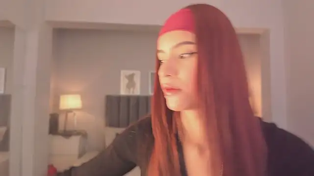 Madie  collins online show from 09/13/25, 09:53