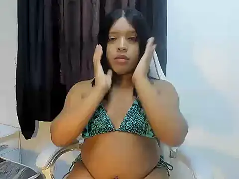 ShanayaKops online show from 11/22/25, 01:21