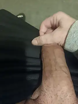 casper0303 online show from 02/04/25, 10:13