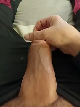 casper0303 online show from 02/18/25, 08:49