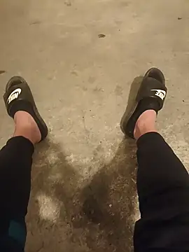 casper0303 online show from 02/20/25, 08:14