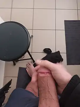 casper0303 online show from 03/10/25, 09:32