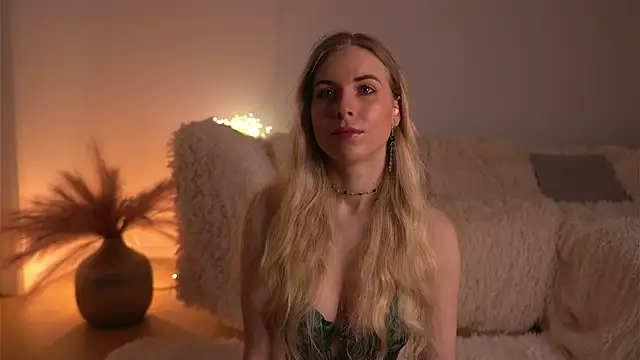 lorrie love story online show from 03/17/26, 09:34