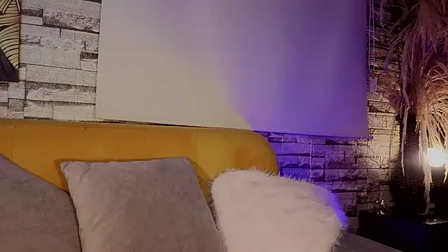 Estrella05  online show from 02/13/26, 05:58