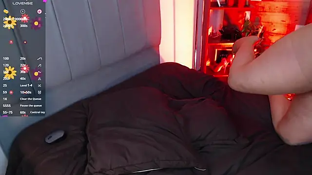 Snapshot of VictoriaMontero30000 chatting on 01/09/26, 02:47 VictoriaMontero30000 online show from 01/09/26, 02:47