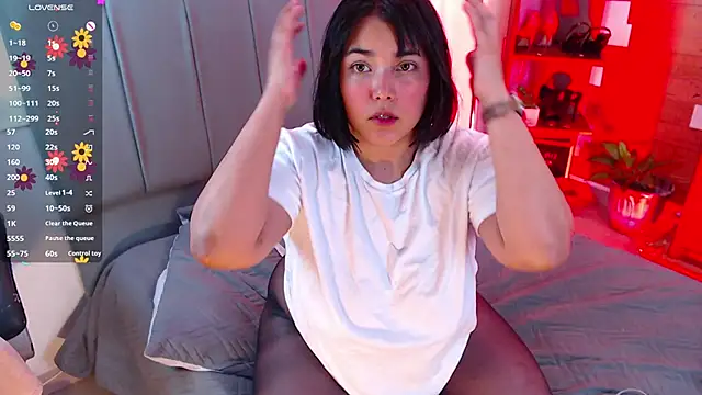 Snapshot of VictoriaMontero30000 chatting on 03/03/26, 01:34 VictoriaMontero30000 online show from 03/03/26, 01:34