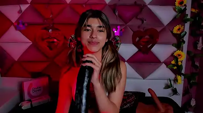 NahomiConnor  online show from 03/17/25, 04:43