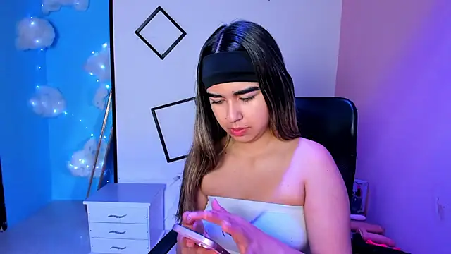 NahomiConnor  online show from 09/19/25, 01:12