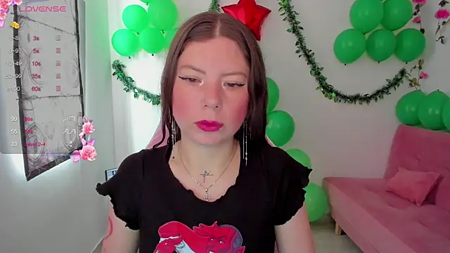 Snapshot of Susana_garcia_ chatting on 12/12/24, 03:27 Susana garcia online show from 12/12/24, 03:27