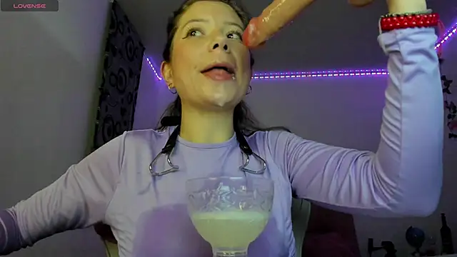 Snapshot of Susana_garcia_ chatting on 03/23/25, 02:04 Susana garcia online show from 03/23/25, 02:04