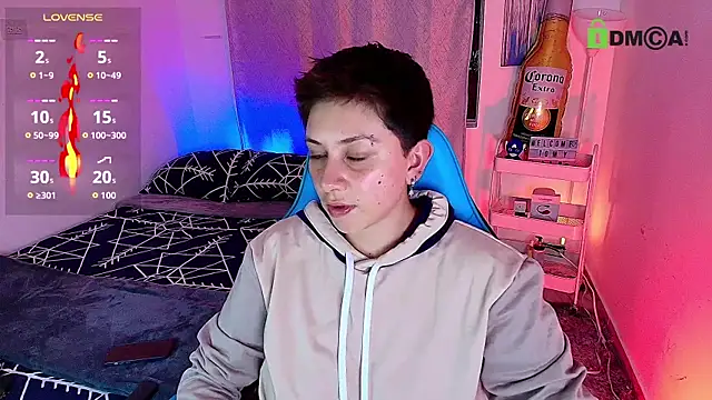 aron wi online show from 09/21/25, 01:40