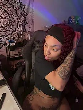 butterflybootyy online show from 12/17/24, 04:43