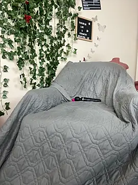 butterflybootyy online show from 02/11/25, 09:46