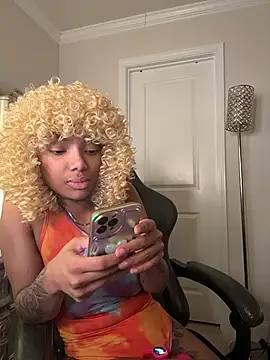 butterflybootyy online show from 12/18/25, 01:33