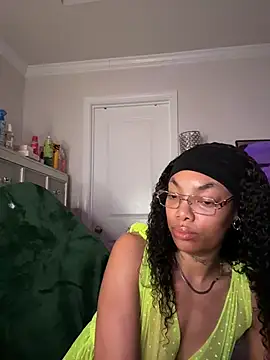 butterflybootyy online show from 04/23/26, 09:52