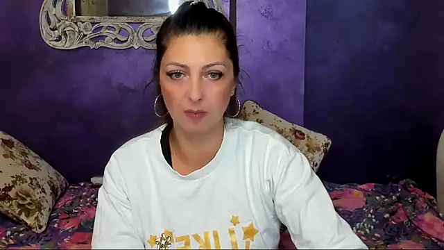 DivinSandra online show from 12/08/24, 11:14