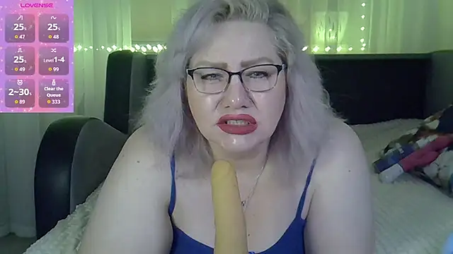 AngelinaGlam online show from 11/12/25, 07:24