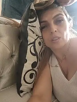 Lizzymontanaa online show from 11/16/25, 03:50