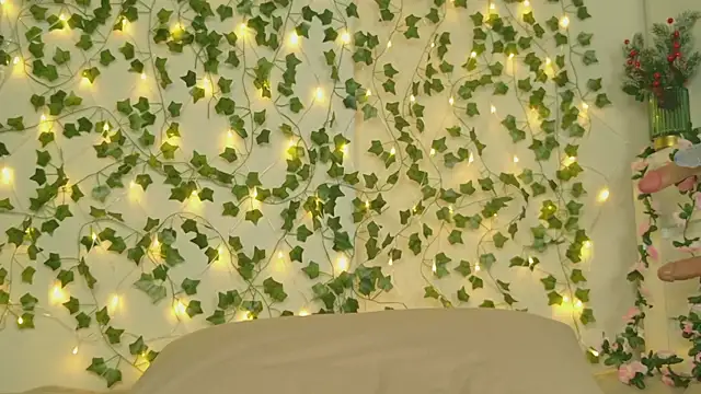 Snapshot of Brenda_M00n chatting on 01/18/25, 05:10 Brenda M00n online show from 01/18/25, 05:10