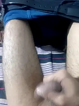 Snapshot of HotPrism439 chatting on 04/08/26, 07:14 HotPrism439 online show from 04/08/26, 07:14