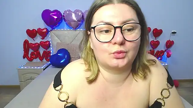 ZannaDreil online show from 02/22/25, 10:09