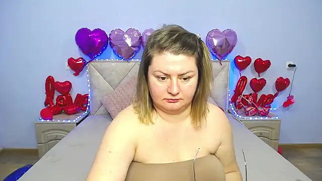 ZannaDreil online show from 02/26/25, 07:20