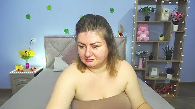 ZannaDreil online show from 03/21/25, 07:13